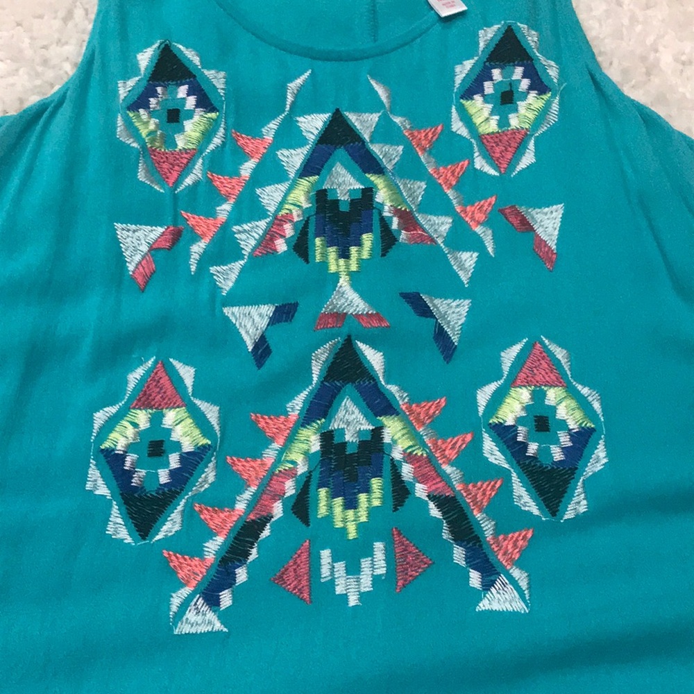 Aztec Tank Top - Picture 2 of 4